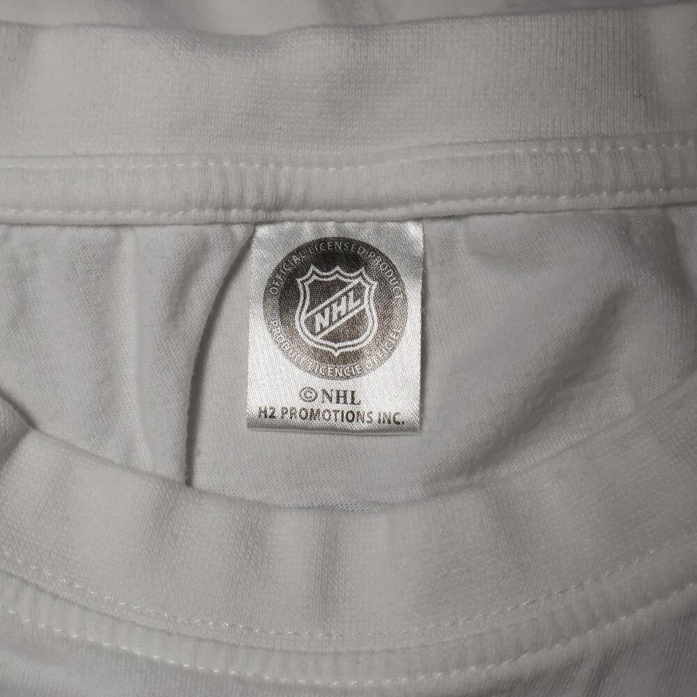 💛 2 for $15 💛 Chicago Blackhawks NHL Logo T-Shirt – White Hockey Tee (Men’s M) - Picture 7 of 8